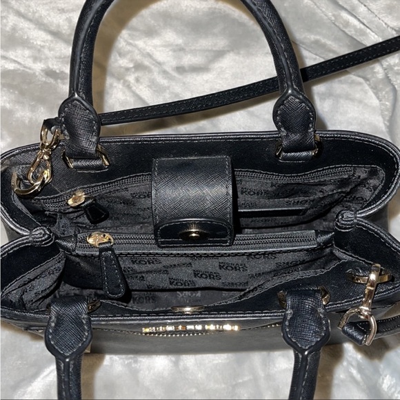 Michael Kors Purse - Picture 2 of 3